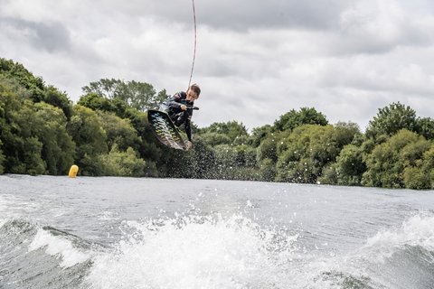 Ollie Phillips at the 2022 Malibu Boats UK Wakeboard And Wakesurf Nationals - Photo Mantis Pro Media